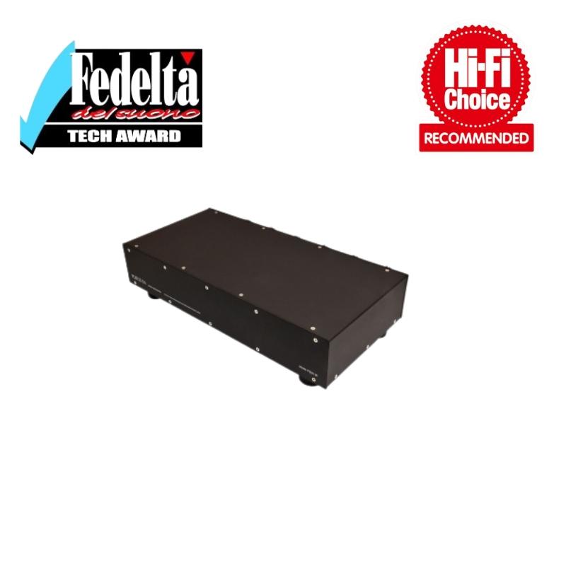 PURITAN PSM136 Studio Master hálózati tápszűrő és -elosztó Classic tápkábellel (2m)